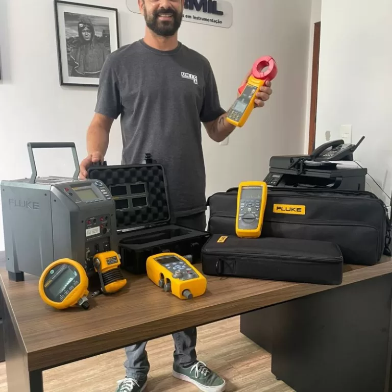 Equipamentos FLUKE para locação.